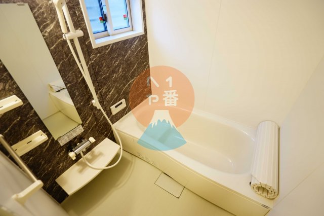 バス・シャワールーム　きれいなお風呂です　※参考写真です