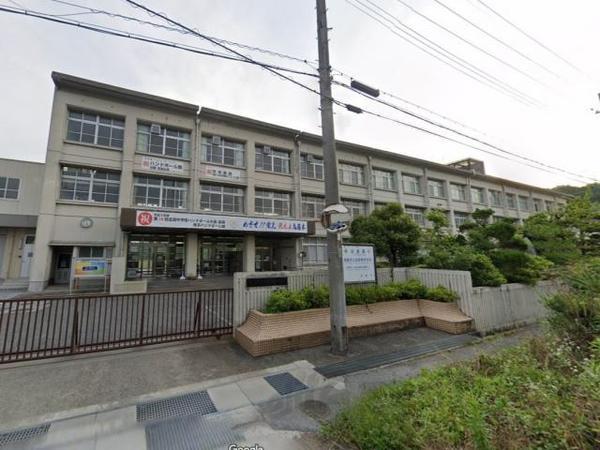 中学校　彦根市立鳥居本中学校（中学校）まで250m