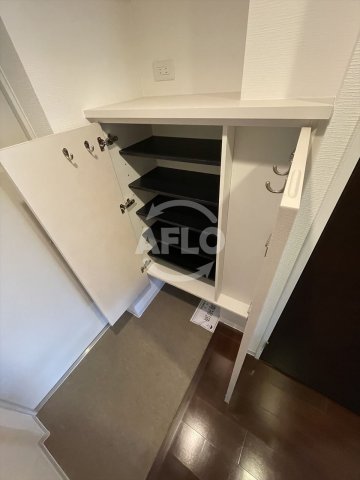 玄関　SERENiTE本町エコート(セレニテ本町エコート)　シュー