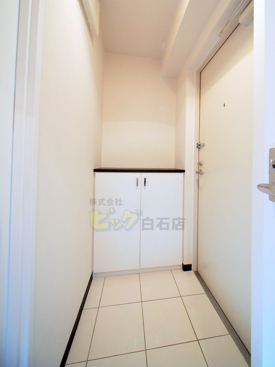 玄関　広々とした玄関です♪