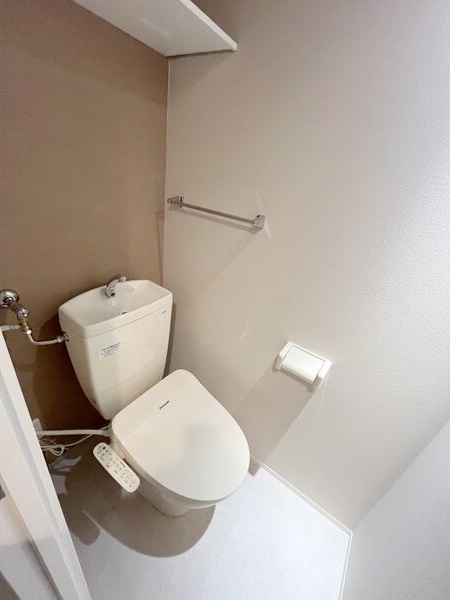 トイレ　ウォシュレット設置済みです！