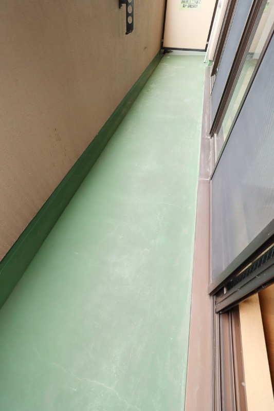 バルコニー　図面と現状に相違がある場合には現状を優先