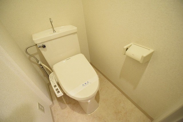 トイレ　別部屋参考