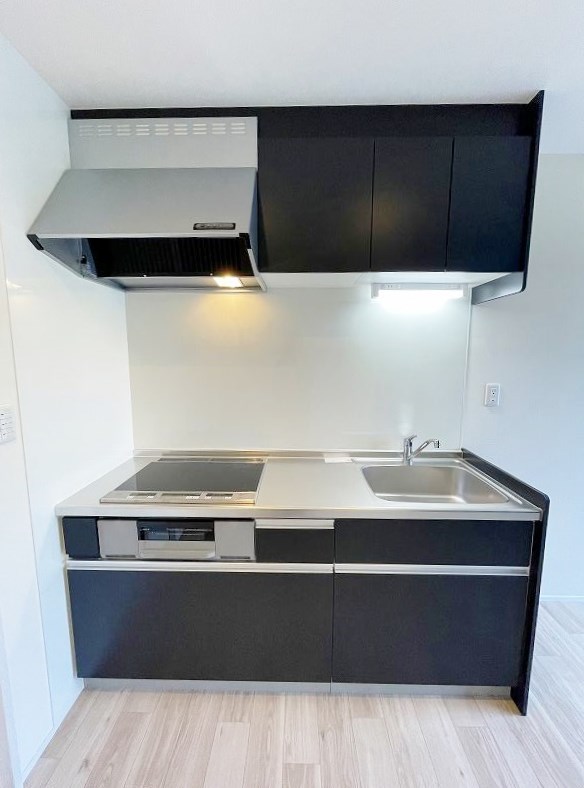 キッチン　★システムIHキッチングリル付き/３口コンロ★