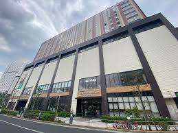 スーパー　ライフセントラルスクエア押上駅前店（スーパー）まで127m