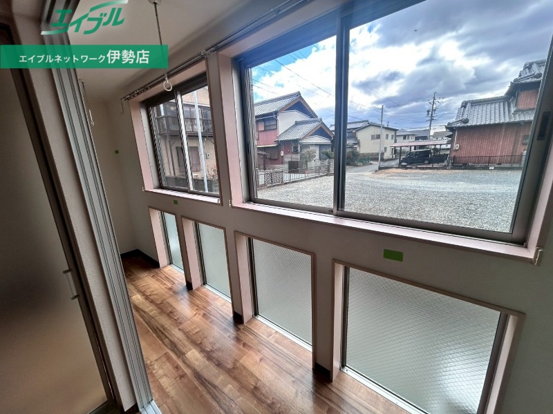 バルコニー　同型参考写真です