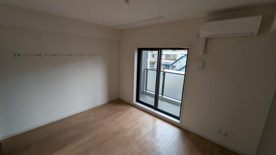 居室・リビング　※別部屋の写真です