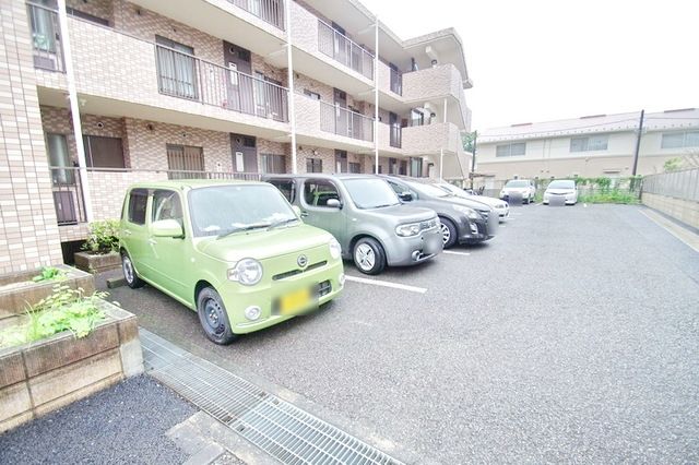 駐車場　★お問い合わせはタウンハウジング町田店まで★