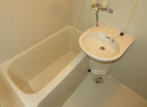 バス・シャワールーム　バス