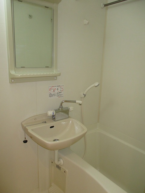 バス・シャワールーム　同タイプ参考写真