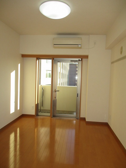 居室・リビング　同タイプ参考写真