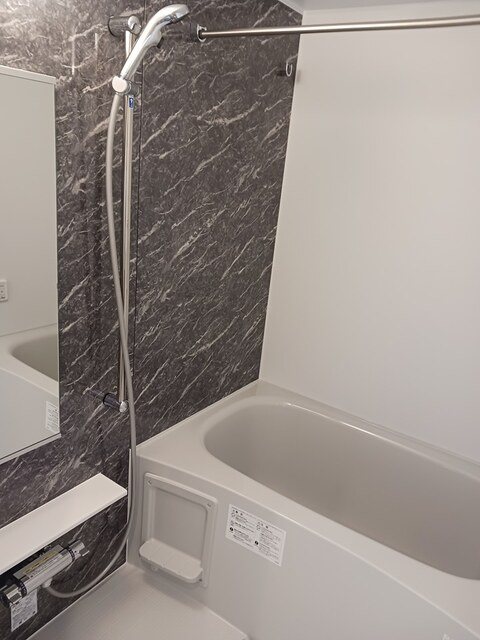 バス・シャワールーム　お浴室乾燥機付きバス