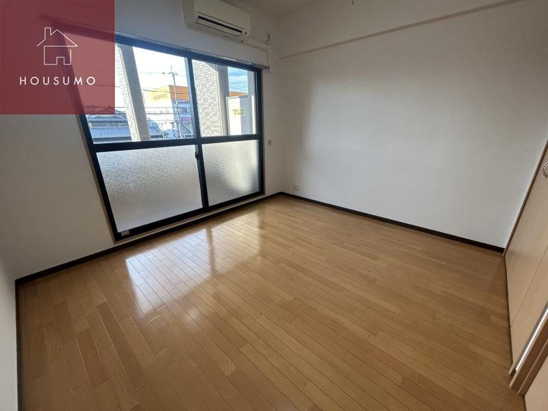 居室・リビング　居間です