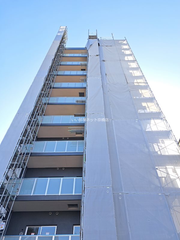 建物外観　外観（建築中）