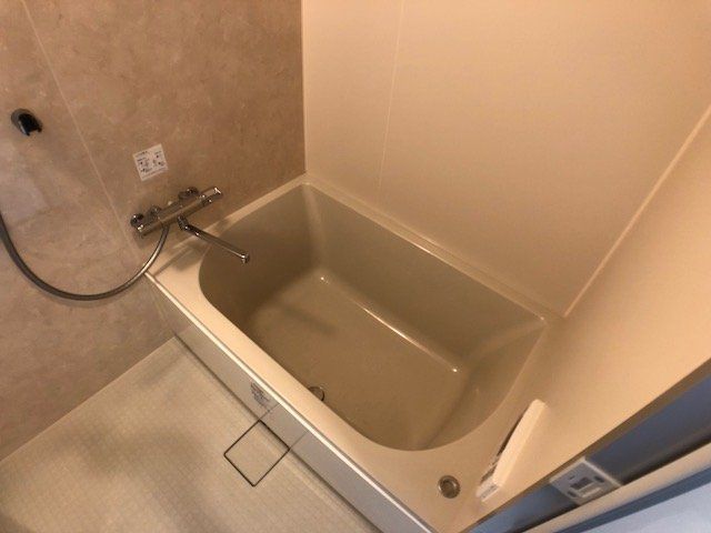 バス・シャワールーム　バス