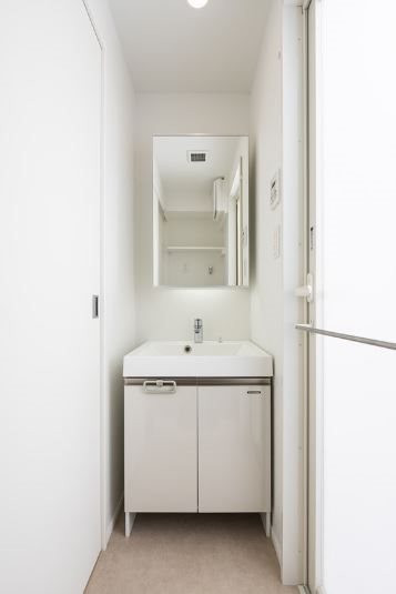 洗面設備　※別号室の参考写真になります。