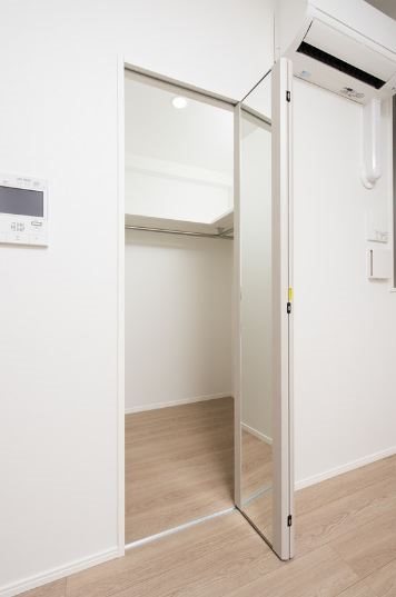 収納　※別号室の参考写真になります。