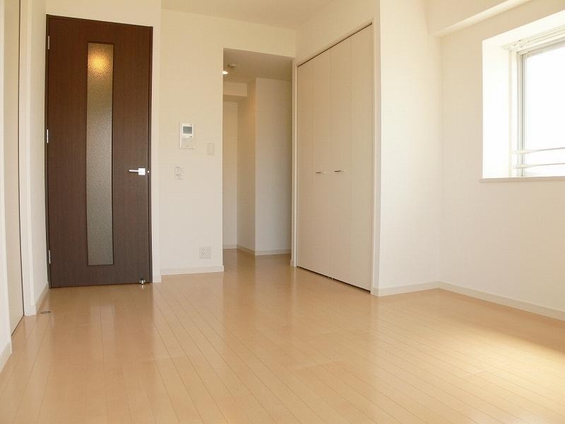 居室・リビング　物件の画像3