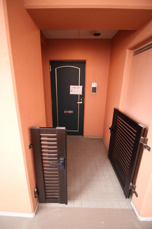 その他設備　玄関ポーチ