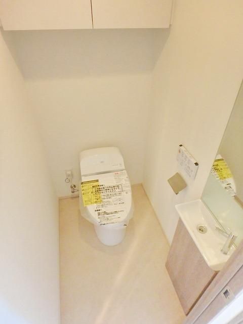 トイレ　別号室参考写真