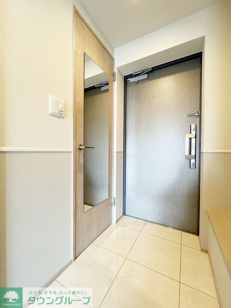 玄関　キッチン