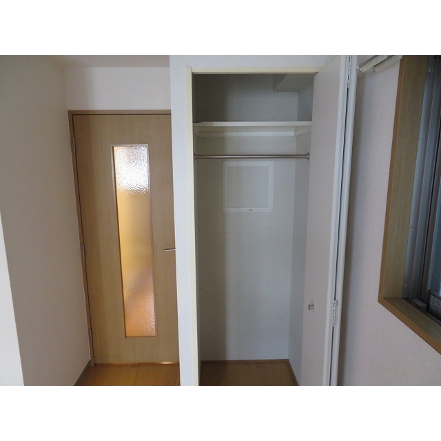 収納　クローゼット