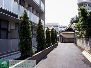 バルコニー　フラワーボックス