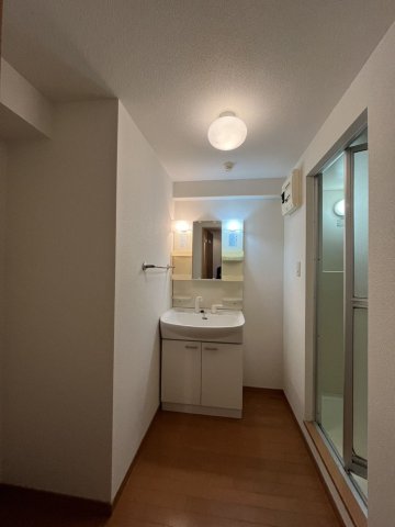 洗面設備　広い洗面スペースです★