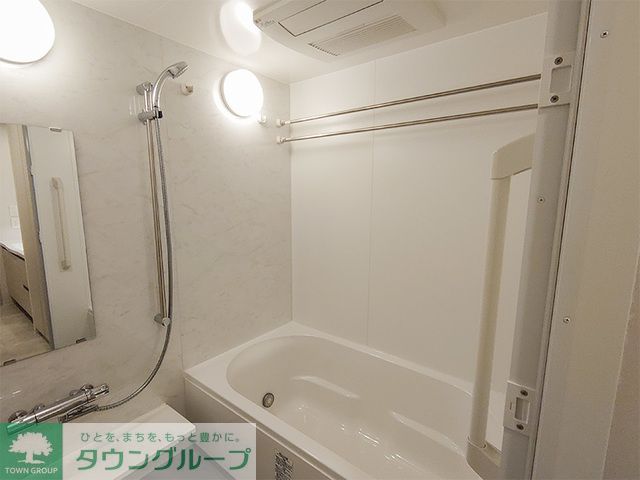 バス・シャワールーム　※写真は同タイプ住戸です。