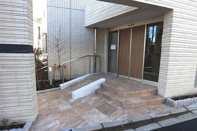 エントランス　★エントランス★