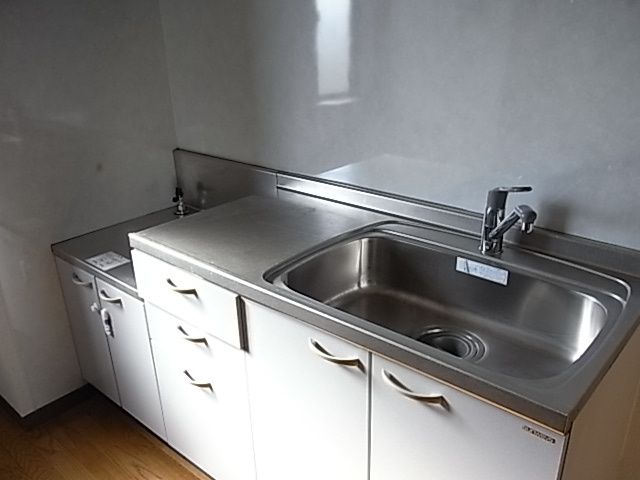 キッチン　★２口ガスコンロ設置可★