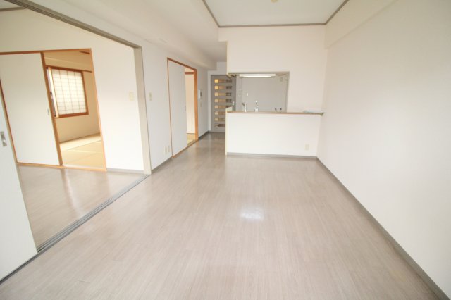 居室・リビング　別室の写真使用