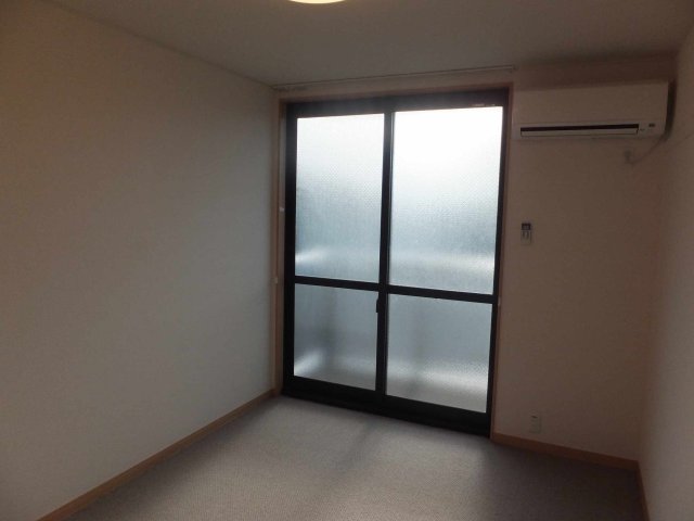 居室・リビング　部屋ごとにタイプが異なります。