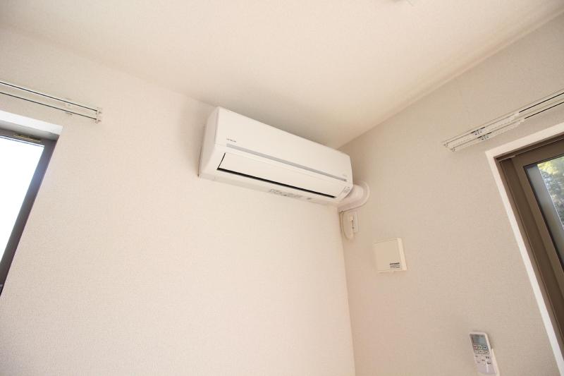 セキュリティ　リビングのエアコン