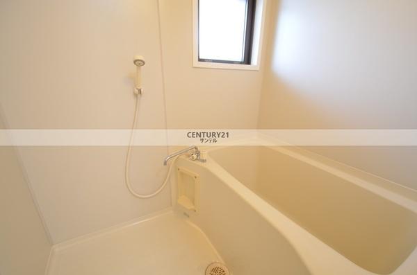 バス・シャワールーム　※現況優先となります。