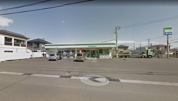 コンビニ　ファミリーマート潮見町店（コンビニ）まで398m