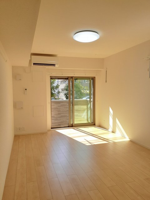 居室・リビング　同施工物件