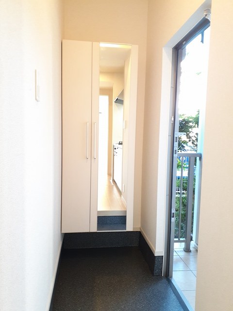 玄関　同施工物件