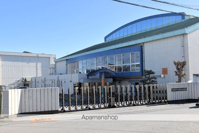 小学校　宇都宮市立岡本小学校（小学校）まで1511m