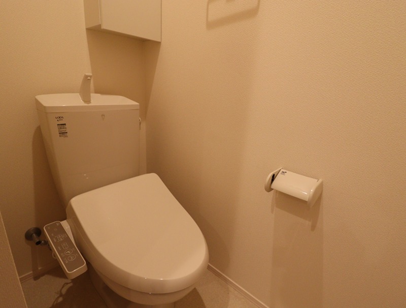 トイレ　※別部屋の参考写真です