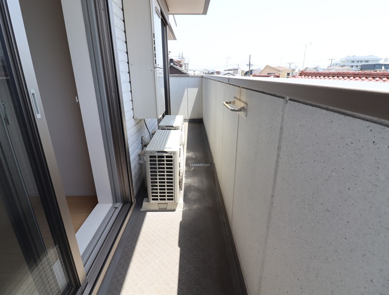 バルコニー　※別部屋の参考写真です
