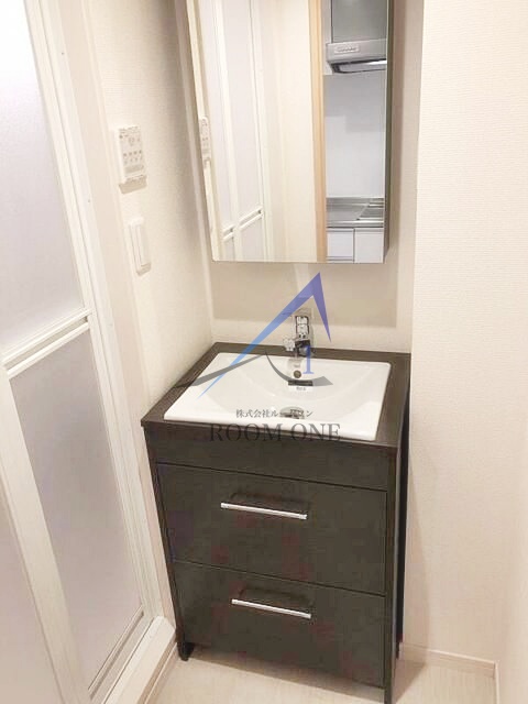 洗面設備　洗面台です。