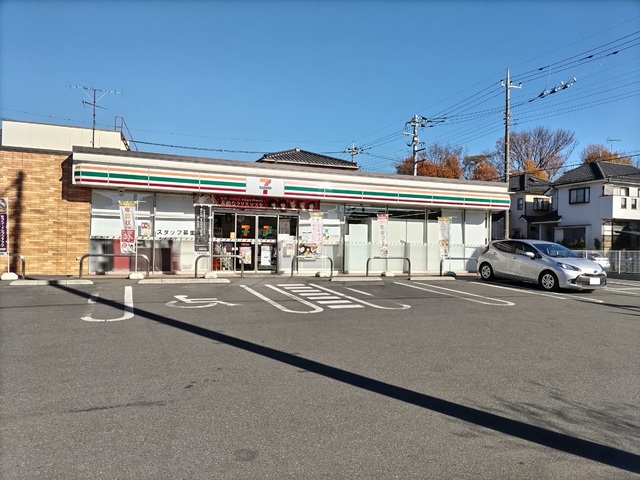 コンビニ　セブンーイレブン　上尾中妻３丁目店（コンビニ）まで550m