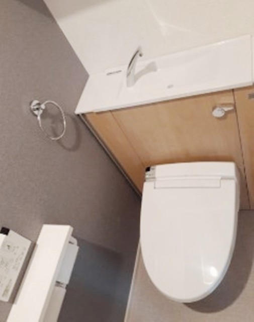 トイレ　同仕様参考写真