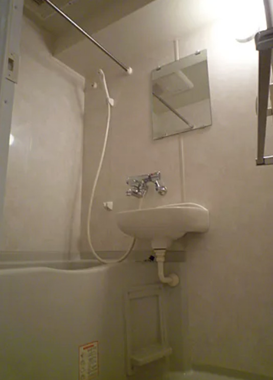 バス・シャワールーム　※別部屋の参考写真です。