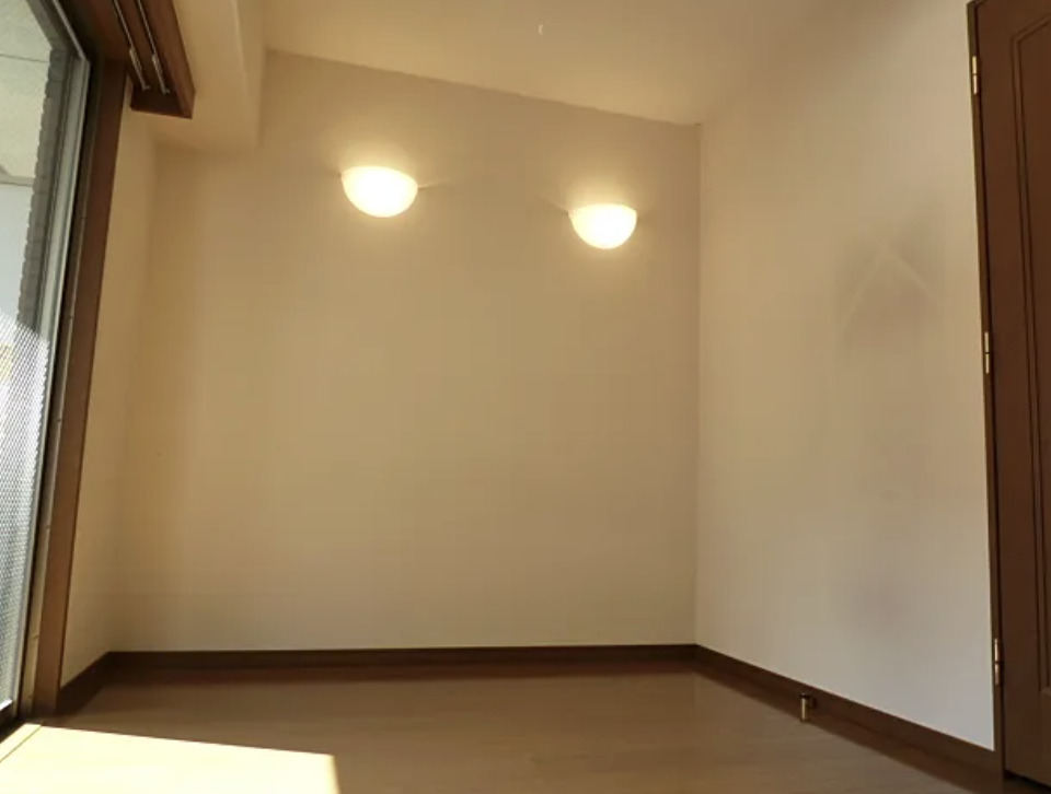 居室・リビング　※別部屋の参考写真です。