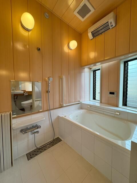 バス・シャワールーム