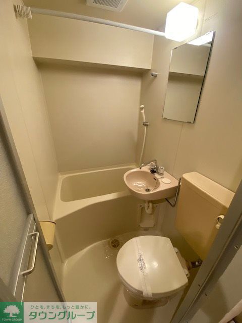 バス・シャワールーム