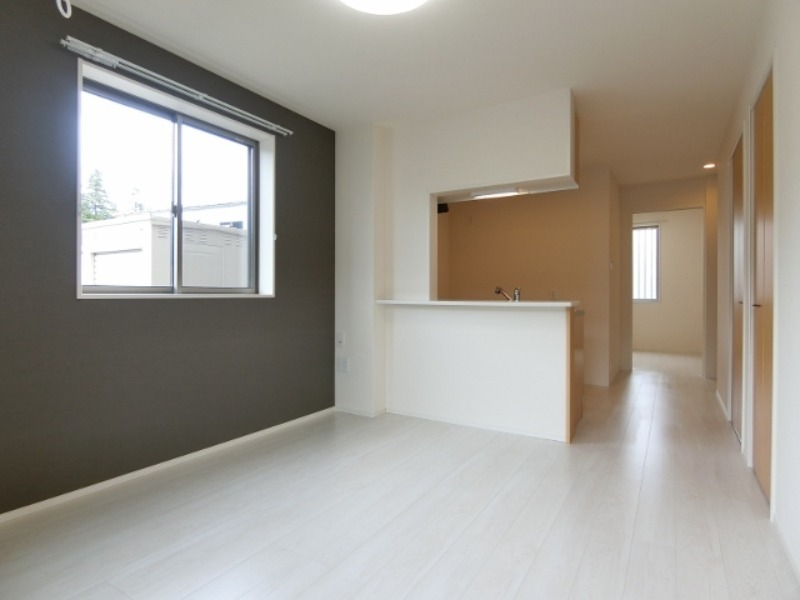 居室・リビング　図面と現状に相違がある場合には現状を優先