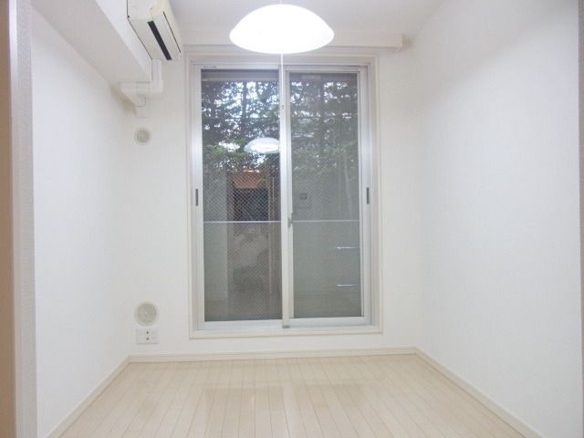 居室・リビング　★洋室5.5帖★